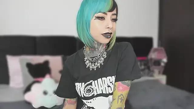 NikkiRamone from StripChat