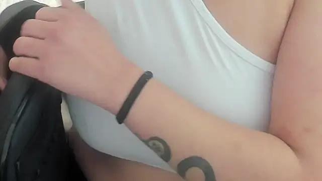 Nikky_Grey_ on StripChat 