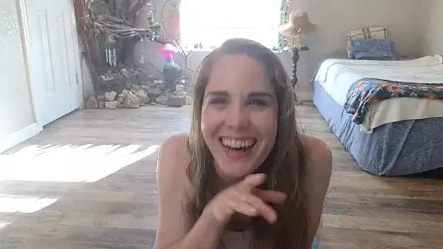 nilkibunnyxo from StripChat is Freechat