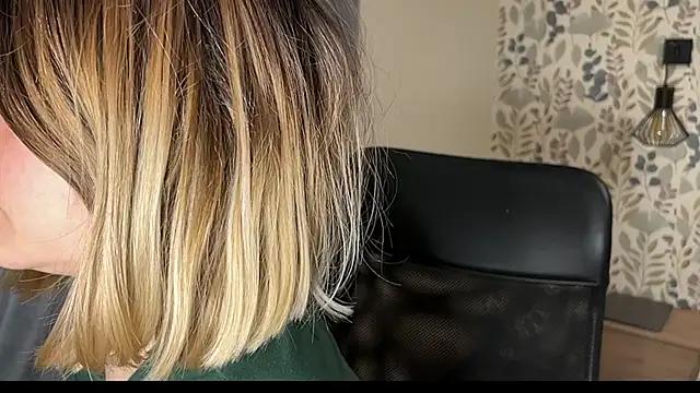 Nina_blain from StripChat