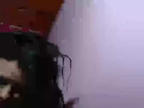nina_kisslove from StripChat is Freechat
