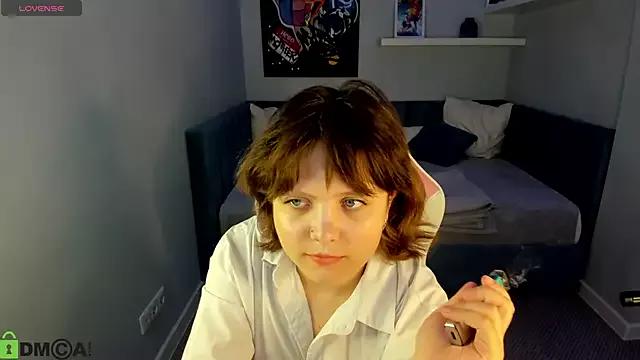 Nina_Lunaa from StripChat is Freechat