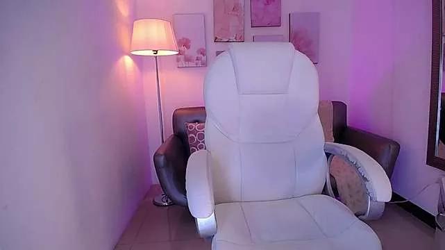 NinaWong from StripChat