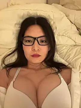 Photos of Ninazhang from StripChat is Freechat