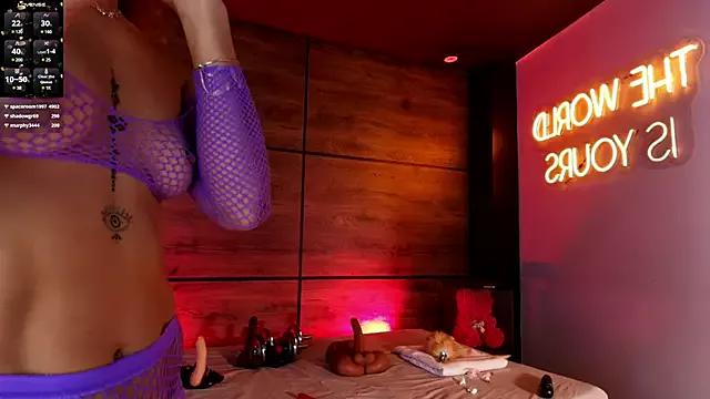 Girls: try live performances with matured performers, from dancing to quirks, in a variety of beautiful sex cams.