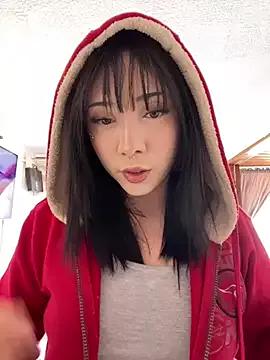 noahdarkdolly from StripChat is Freechat