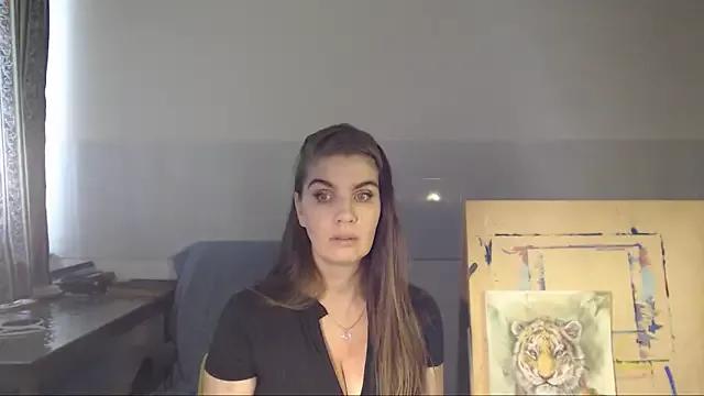 NoNudeElie from StripChat
