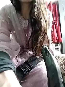 Noor_Darliing from StripChat