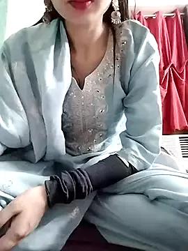 Noor_Darliing from StripChat