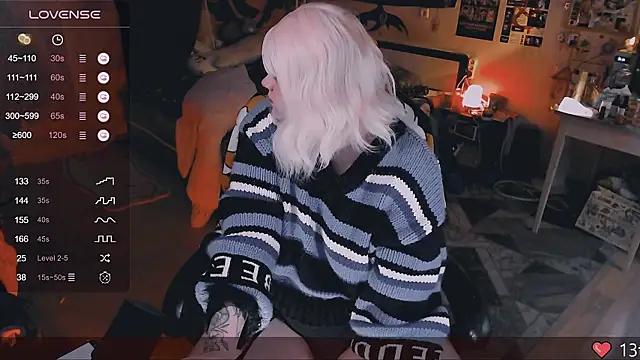 noori__hope from StripChat
