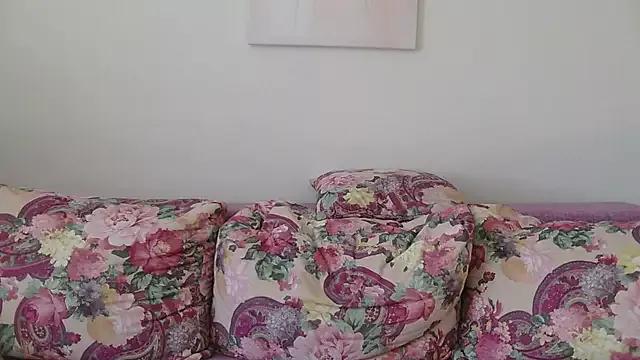 NotSoSweetDasha from StripChat is Freechat