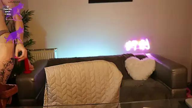 Girls: try live performances with matured performers, from dancing to quirks, in a variety of beautiful sex cams.