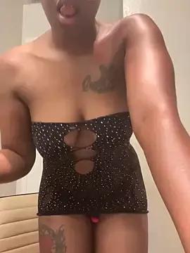 Photos of ObsessedWLyla from StripChat is Freechat