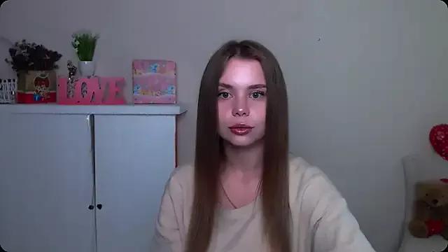 OceanicDawn from StripChat is Freechat