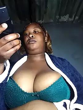 OCEANSQUITERXXX from StripChat is Freechat