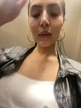 Photos of oh_nina from StripChat is Group
