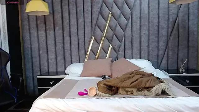 OliviaGarciaa from StripChat is Freechat