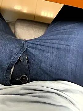 onbifeet from StripChat is Freechat