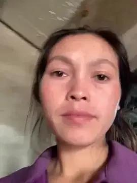 Opnahana from StripChat is Freechat