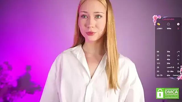OraCurrington from StripChat is Freechat