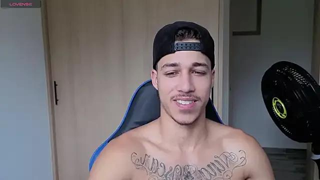 orionblaze69_ from StripChat is Freechat