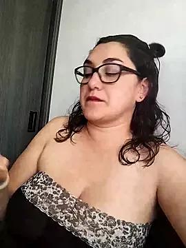 paradise_bigboobs from StripChat