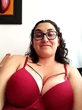 paradise_bigboobs from StripChat