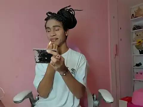 paris_hiltom from StripChat is Freechat