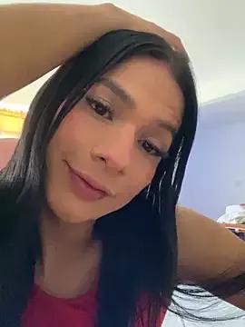 Paris_natalie from StripChat is Freechat