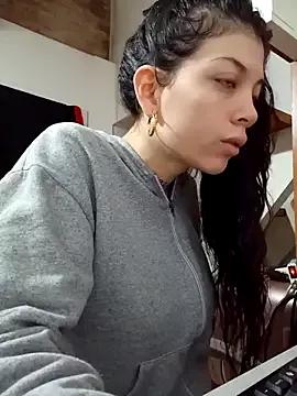 Paula_Alameda from StripChat is Freechat