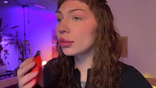 PaulaPratt from StripChat is Freechat
