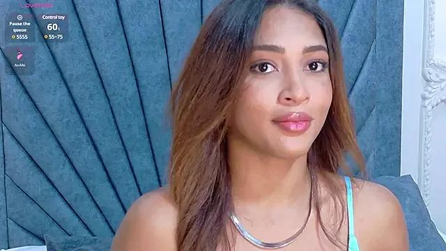 Paulina-Tafur from StripChat is Freechat