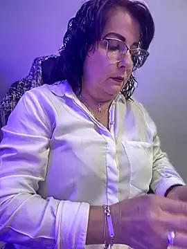 PaulinaSanders_X from StripChat is Freechat