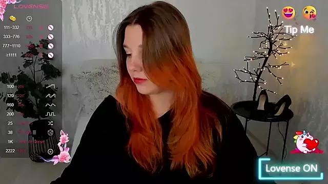 PenelopeOneGrey from StripChat is Freechat