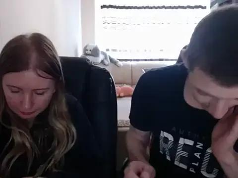 PeterAndJen from StripChat