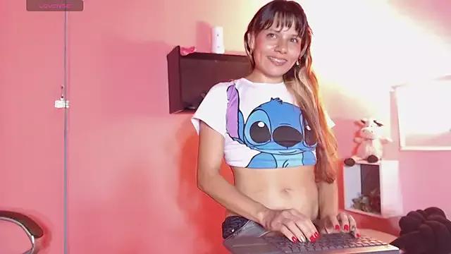 Girls: try live performances with matured performers, from dancing to quirks, in a variety of beautiful sex cams.