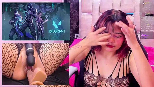 Girls: try live performances with matured performers, from dancing to quirks, in a variety of beautiful sex cams.
