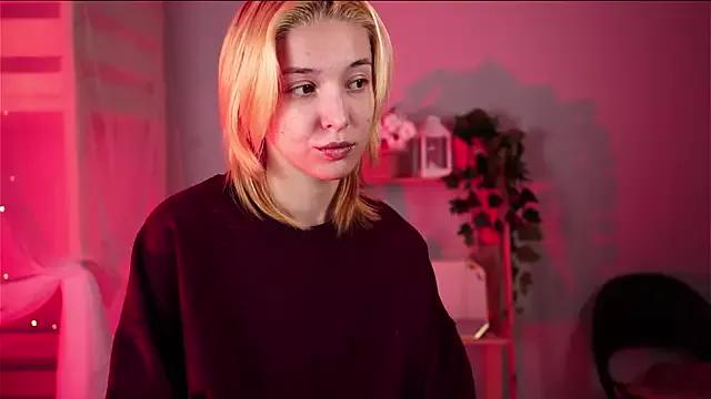 PhilippaAdamas from StripChat is Freechat