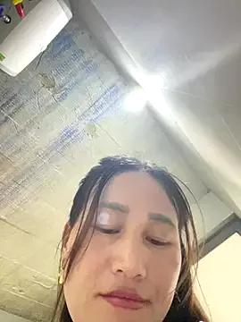 phungtiti from StripChat is Freechat