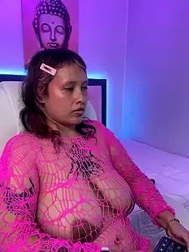 pink_maddy from StripChat is Freechat