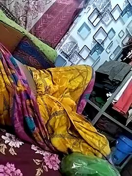 Pinki_bhabi_2002 from StripChat is Freechat