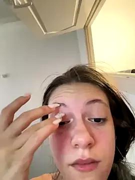 Pisypussy from StripChat is Freechat