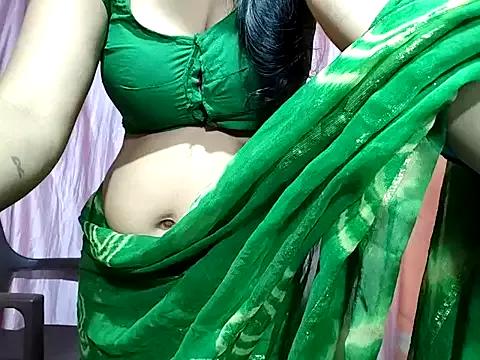 poojaxxx65 from StripChat