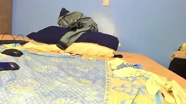 pretty_pretty from StripChat is Freechat