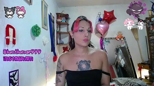 purplekattlyn from StripChat