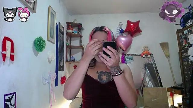 purplekattlyn from StripChat