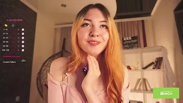 Pussy_Dream from StripChat is Freechat