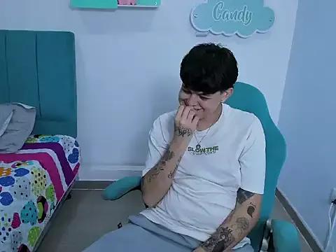 Pussyboy_ from StripChat