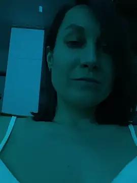 Queen_Dance from StripChat