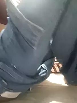 Photos of Queen_Oggy from StripChat is Freechat